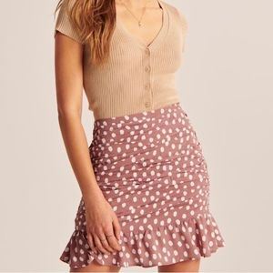 Abercrombie & Fitch Ruched Mini Skirt - size small